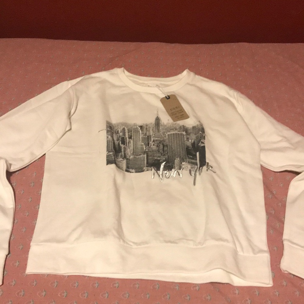 NWT New York City Sweater